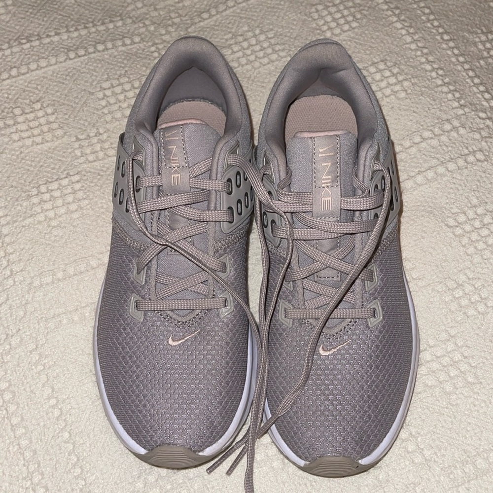 Nike Air Max Bella TR4 - Like New!